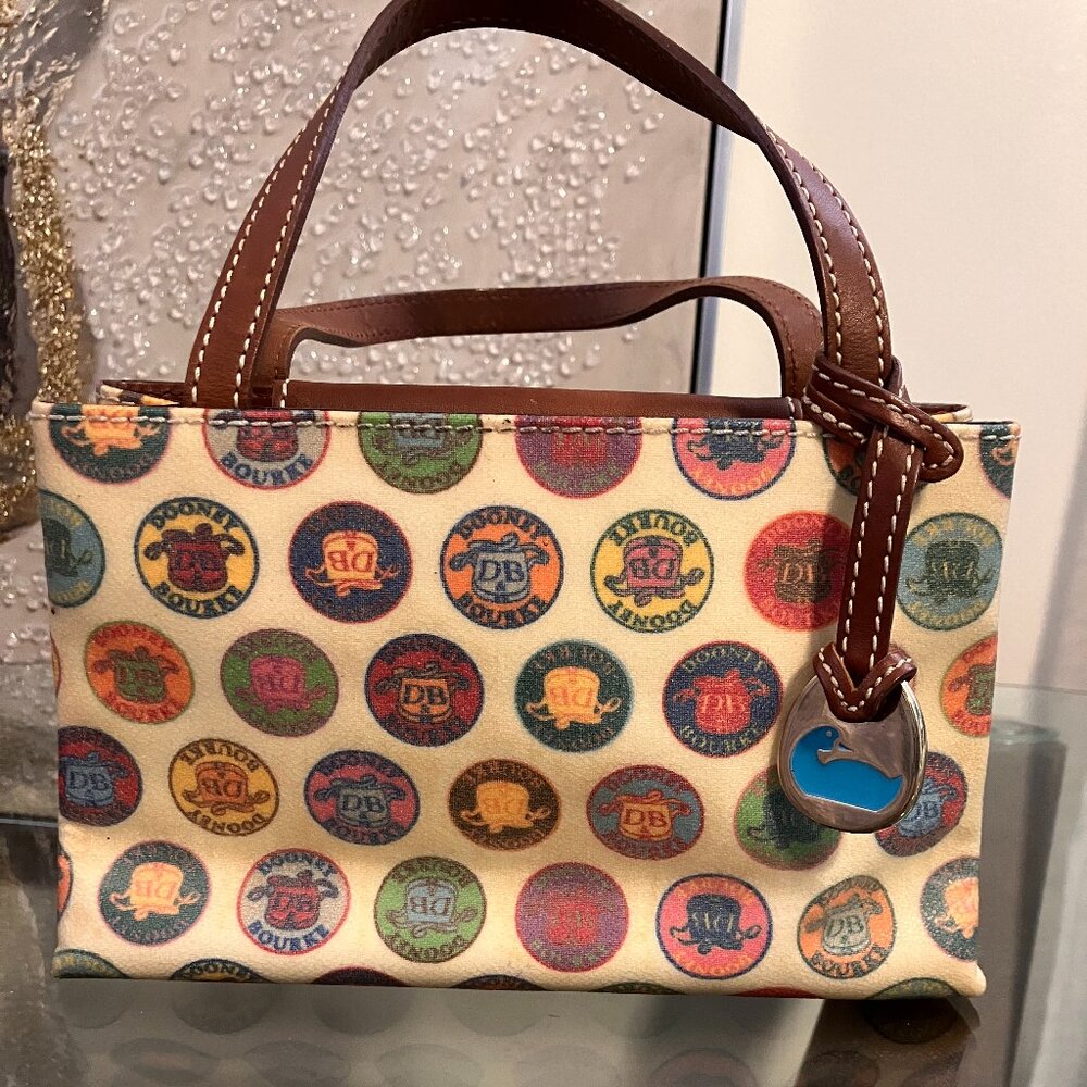 Dooney & Bourke Medallion Tiney East West Bag 2007 Y2K Vintage